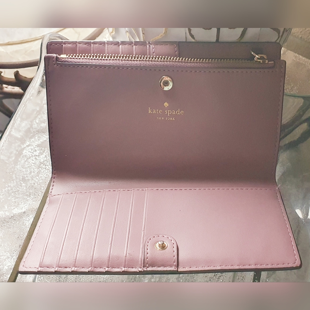 Kate Spade Wallet - Picture 6 of 8